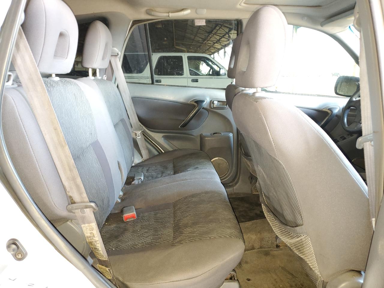 2002 Toyota RAV 4 - Image 11