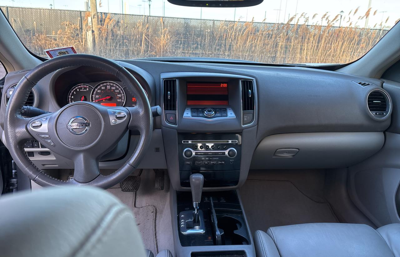 2009 Nissan Maxima - Image 9
