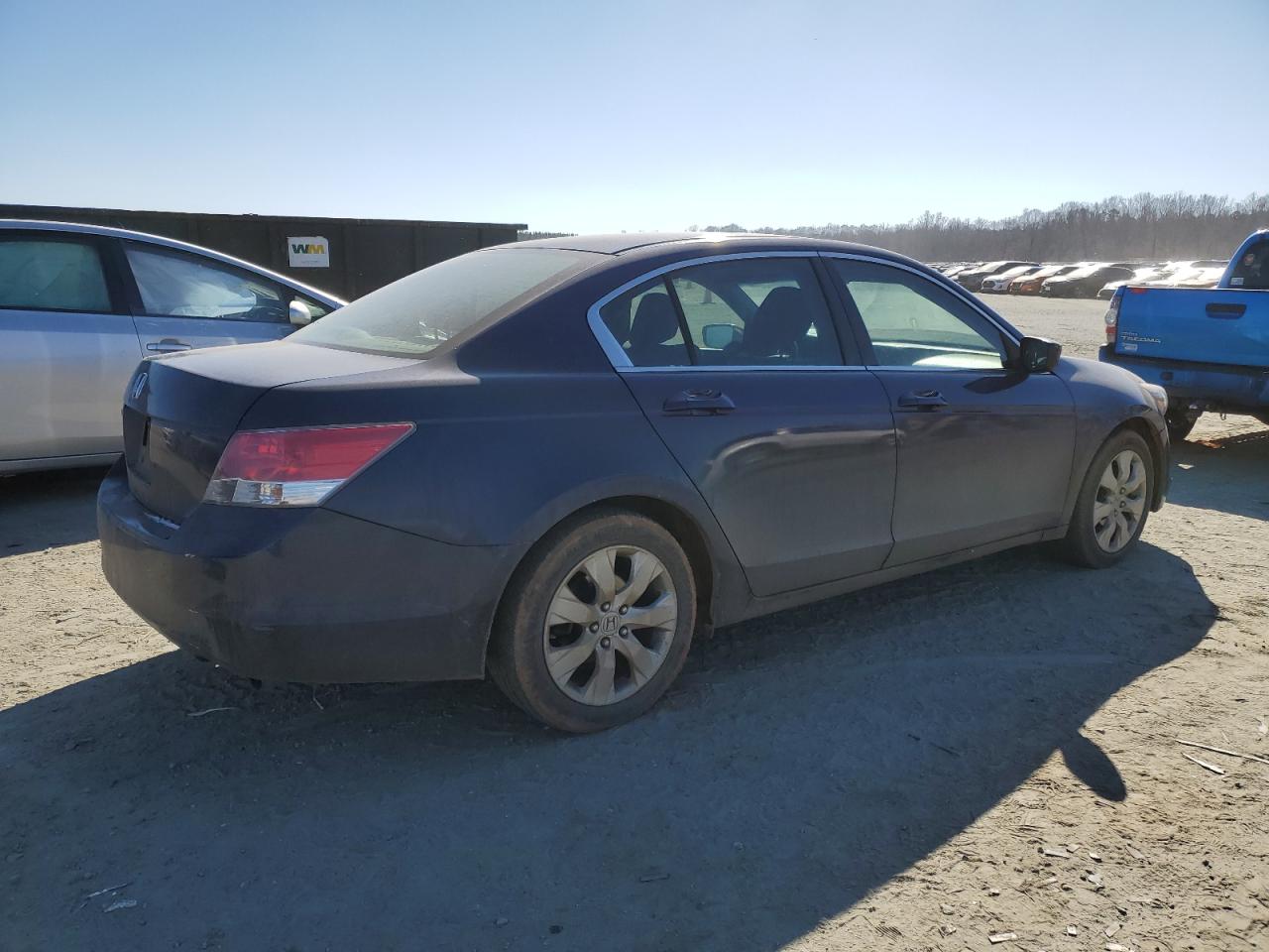 2009 Honda Accord - Image 3
