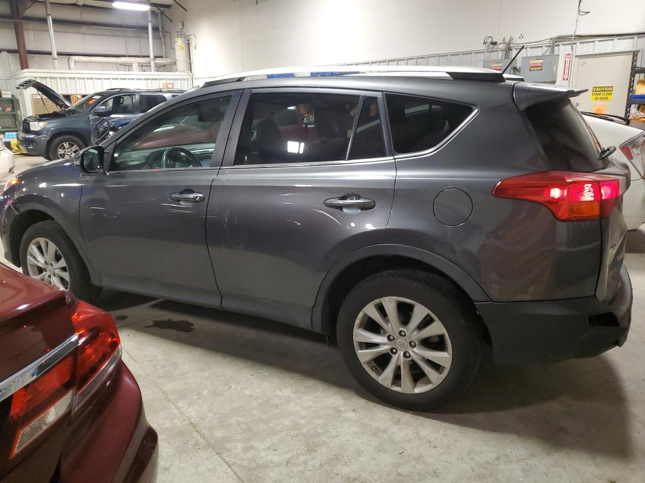 VIN 2T3DFREV9FW372708 2015 TOYOTA RAV4 no.2