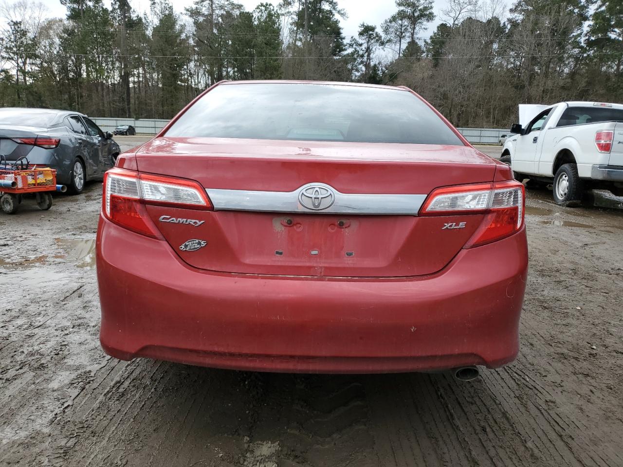 2014 Toyota Camry - Image 6