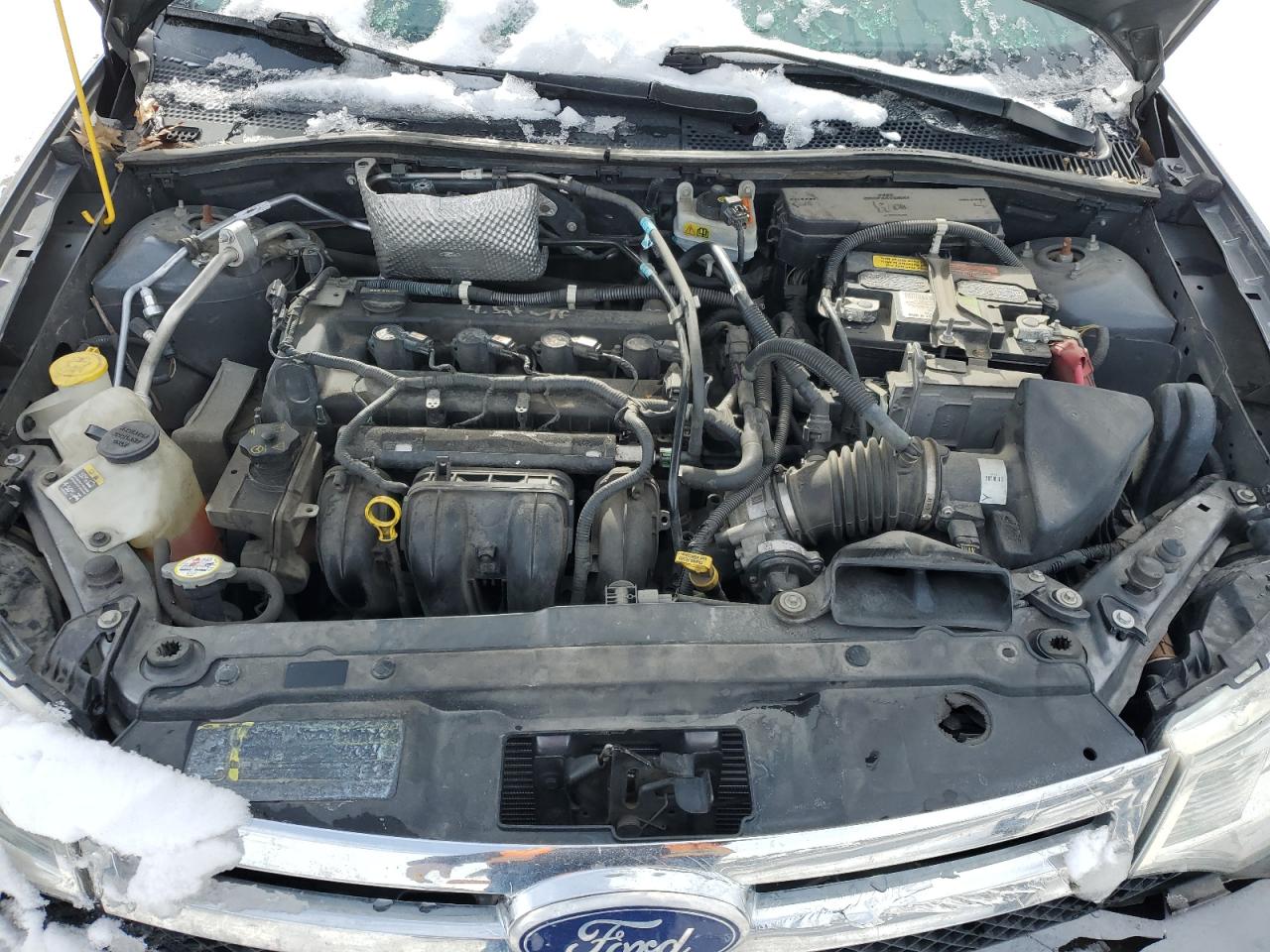 2010 Ford Focus - Image 12