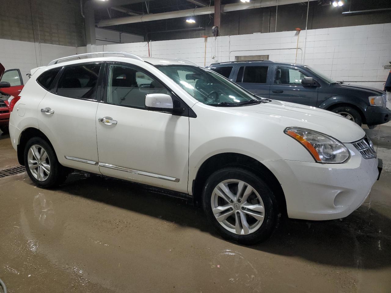 2012 Nissan Rogue - Image 4