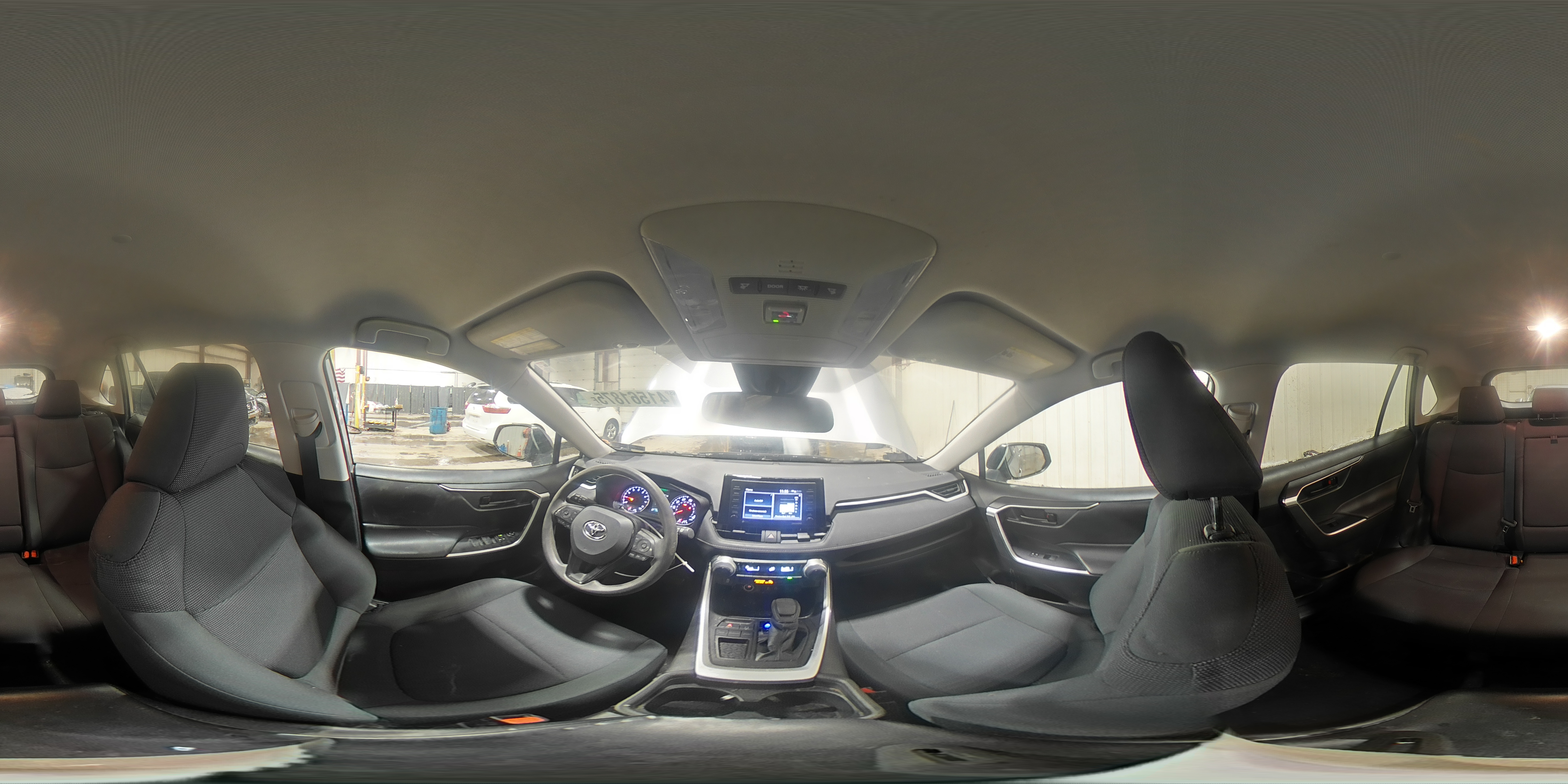 2021 Toyota RAV 4 - Image 16
