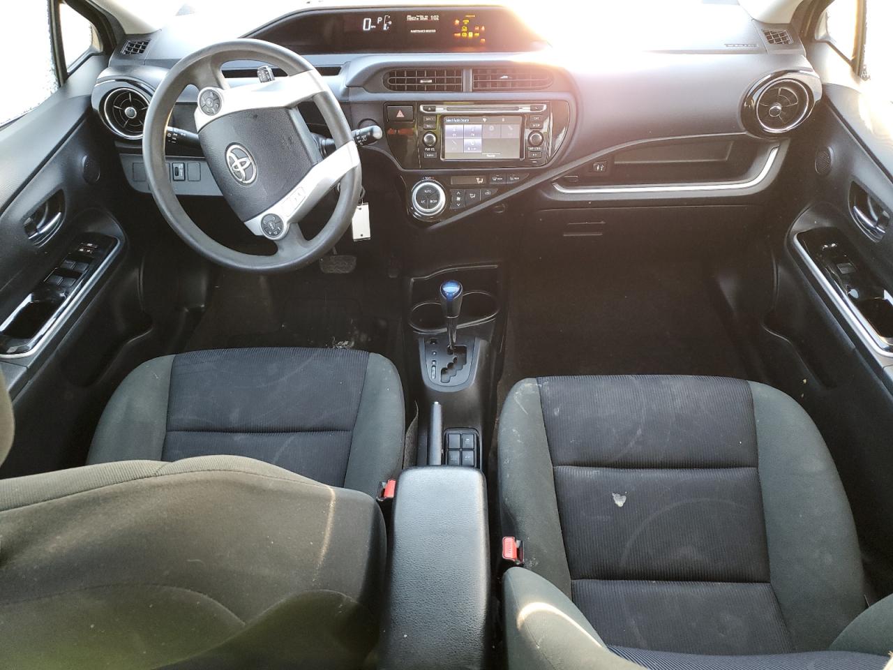 2015 Toyota Prius C VIN: JTDKDTB36F1103657 Lot: 42410295