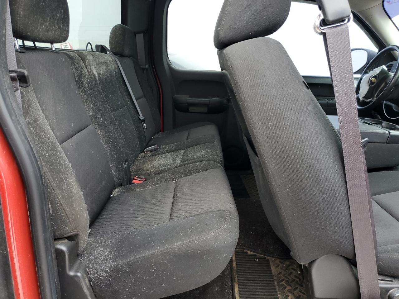 2011 Chevrolet Silverado - Image 10
