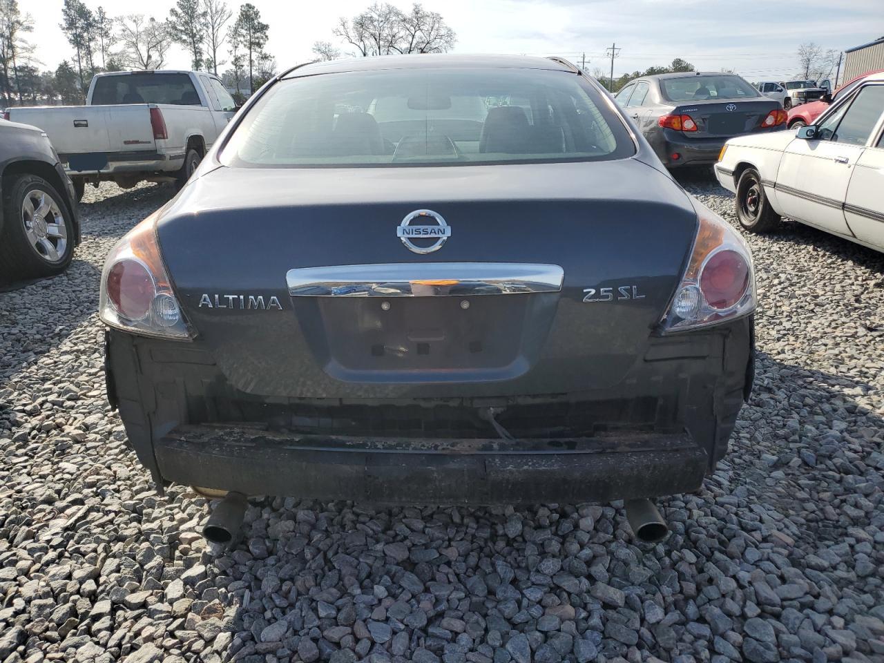 2010 Nissan Altima - Image 6