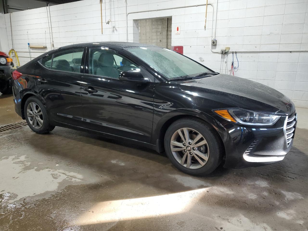 2018 Hyundai Elantra - Image 4