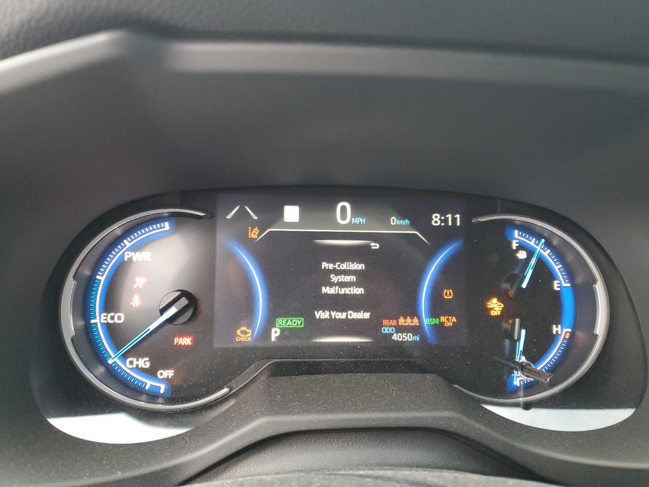 2024 Toyota RAV 4 - Image 9