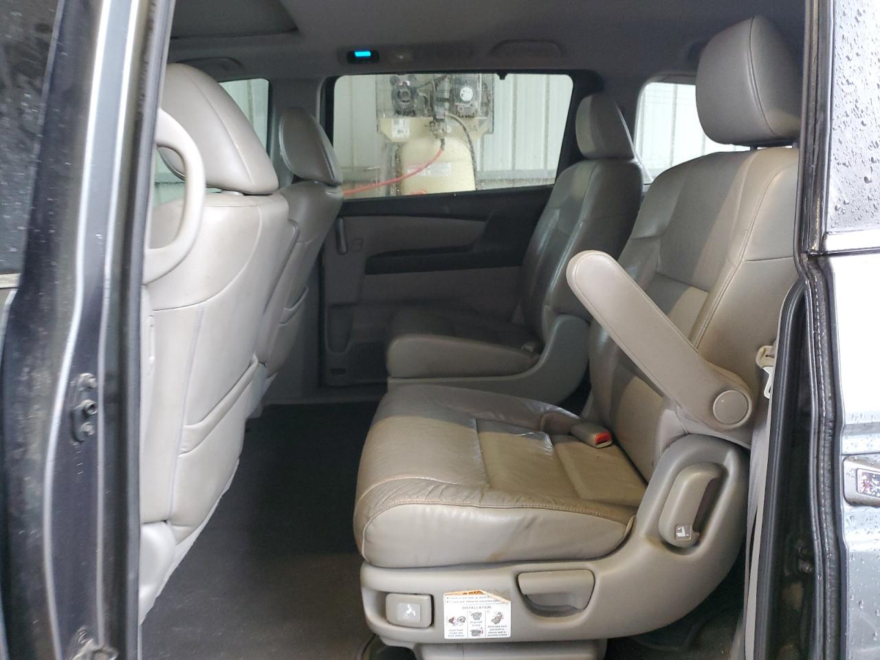 2013 Honda Odyssey - Image 11