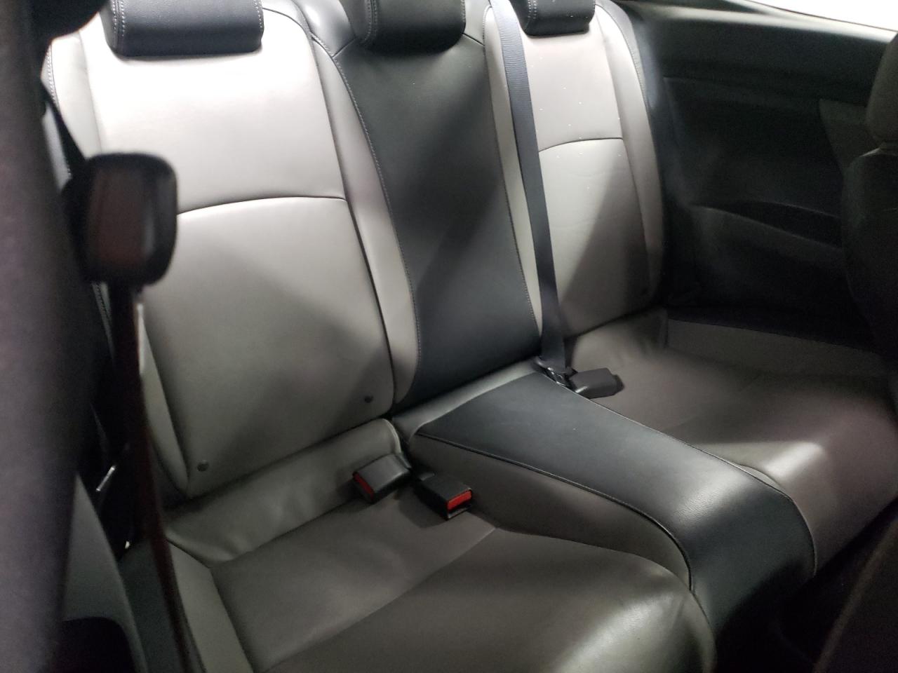 2016 Honda Civic - Image 10