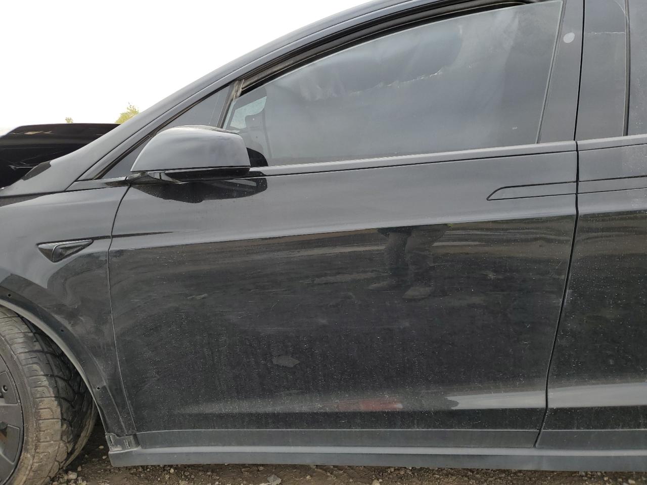 2022 Tesla Model X VIN: 7SAXCBE69NF352830 Lot: 86823394