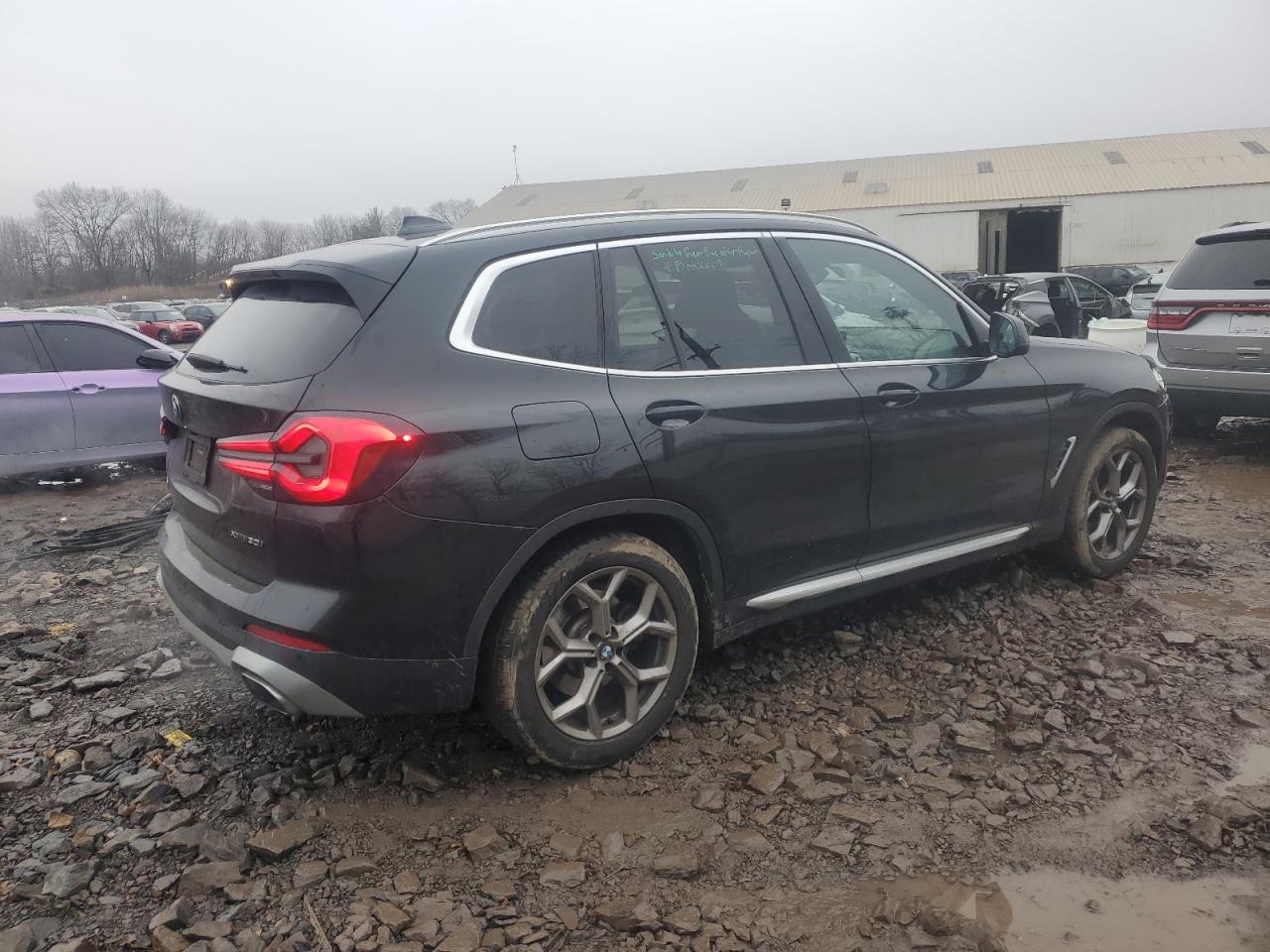 2022 BMW X3 - Image 3