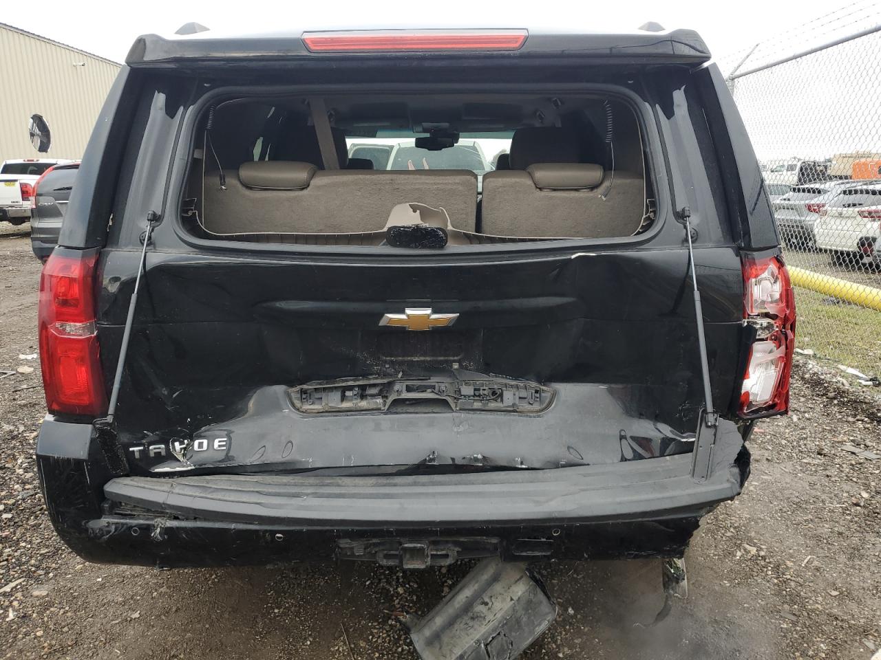 2016 Chevrolet Tahoe - Image 6
