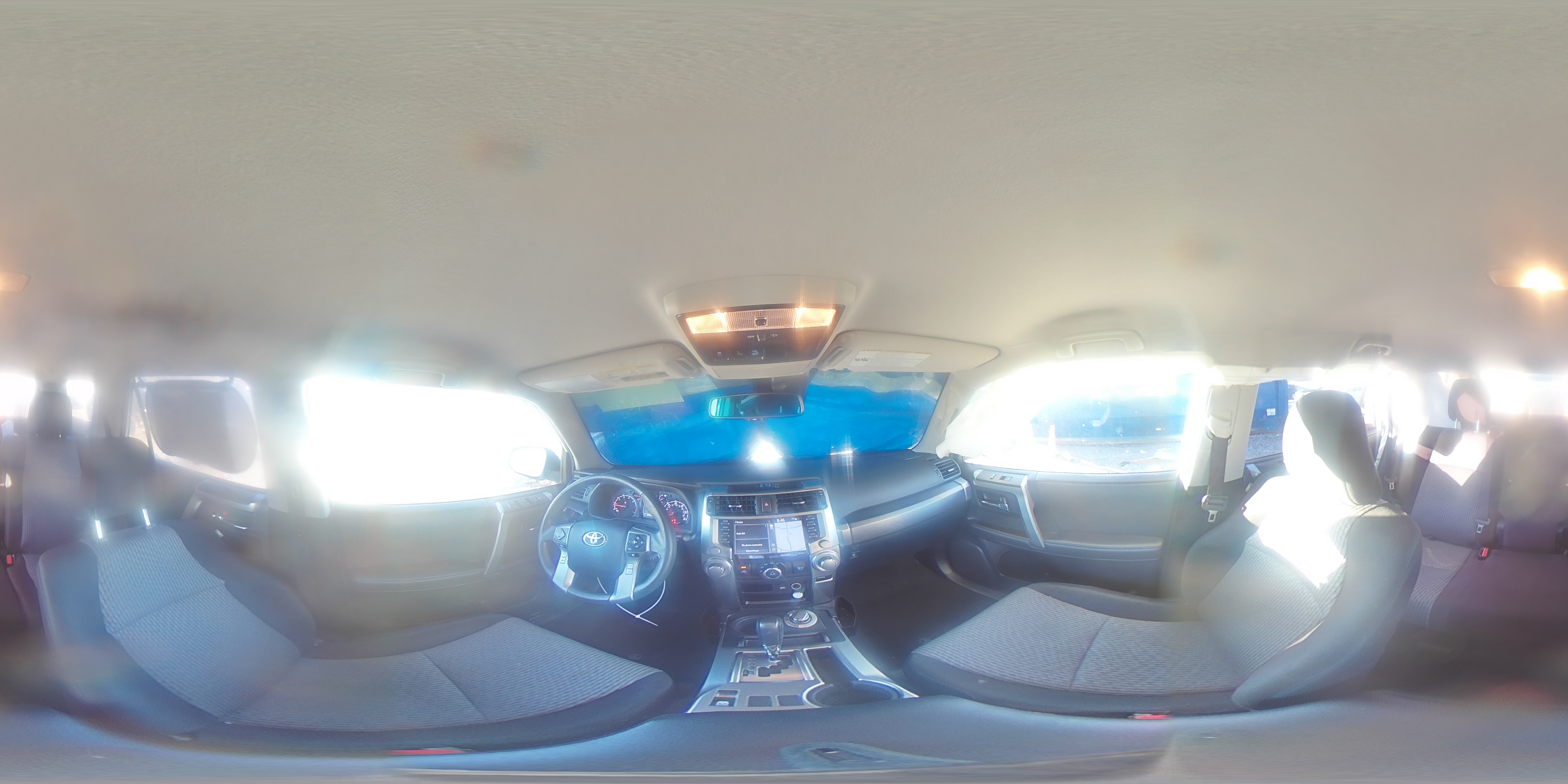 2020 Toyota 4Runner - Image 15