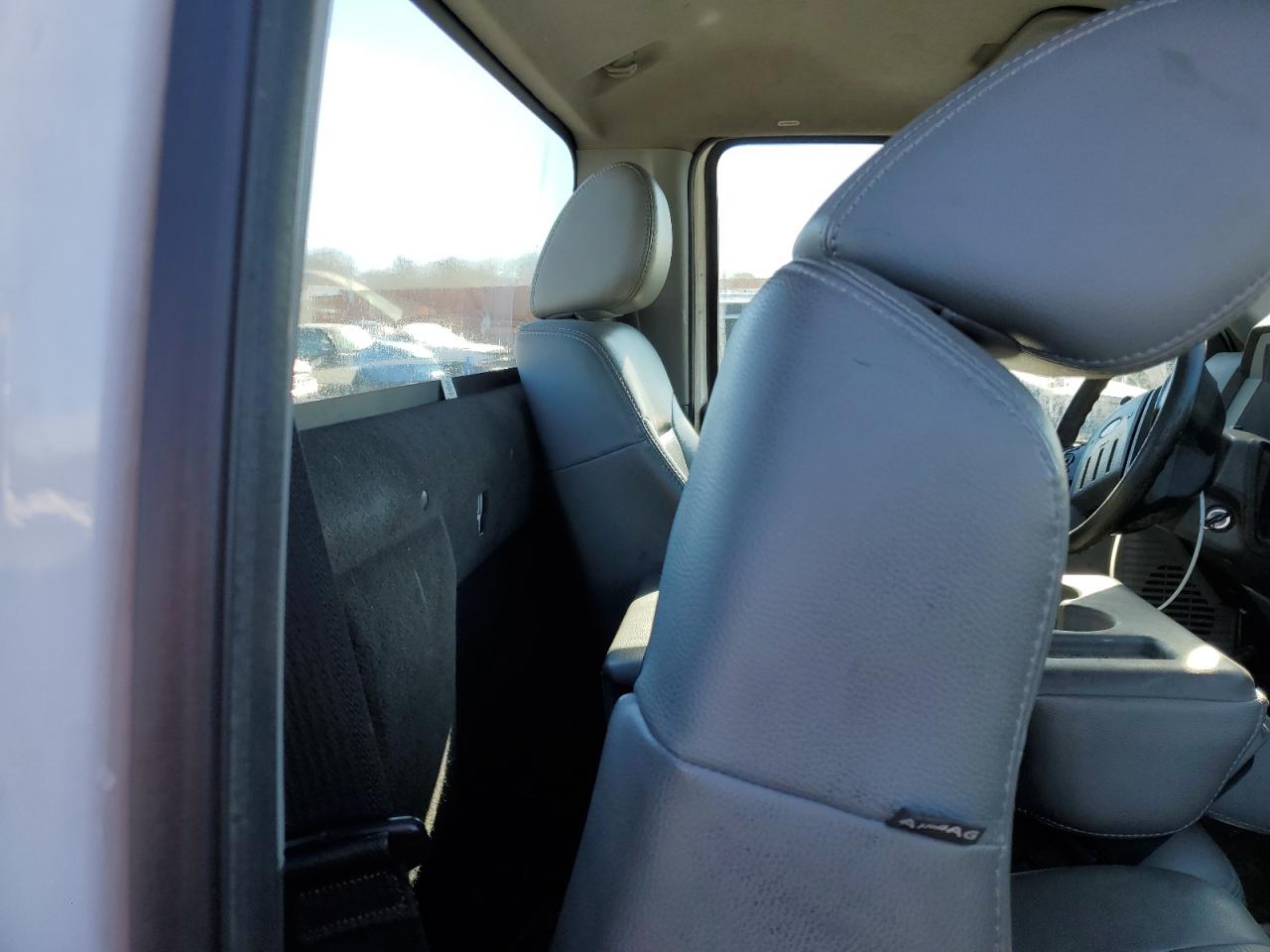 2012 Ford F250 - Image 10
