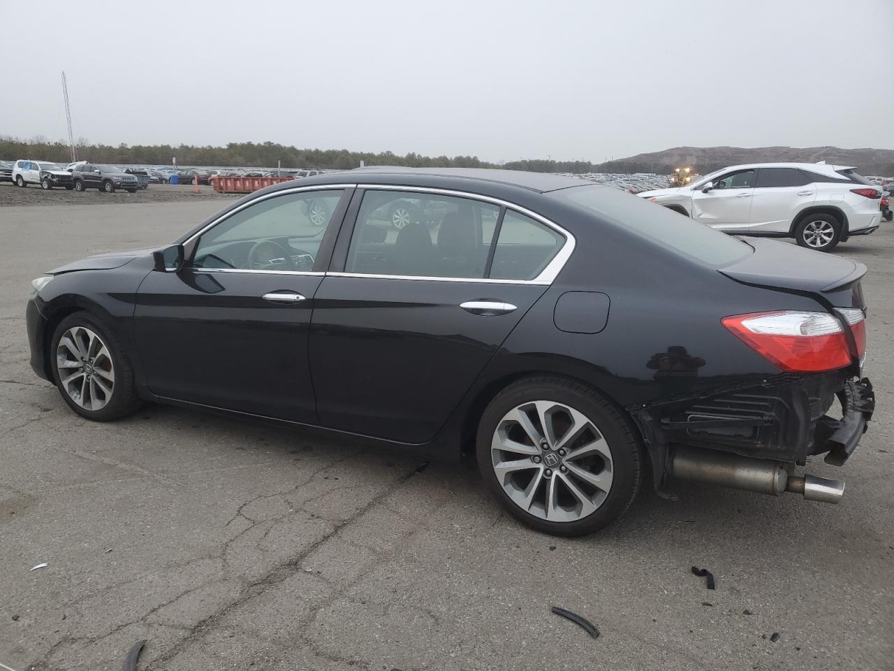 2015 Honda Accord - Image 2