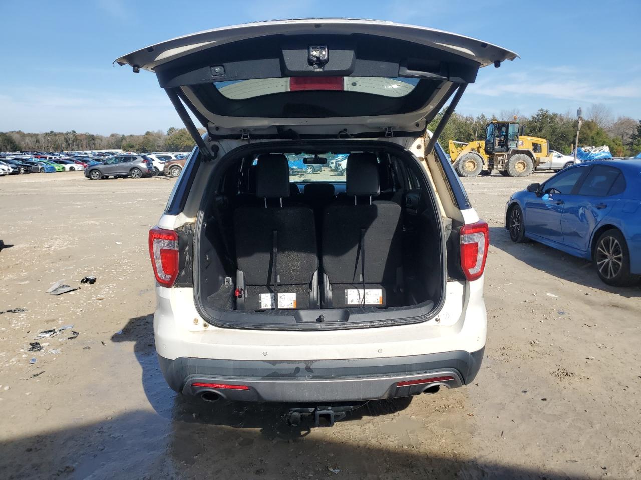 2016 Ford Explorer - Image 6