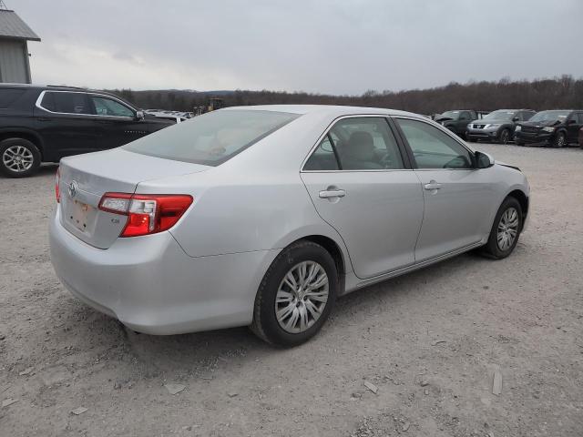  TOYOTA CAMRY 2014 Серебристый