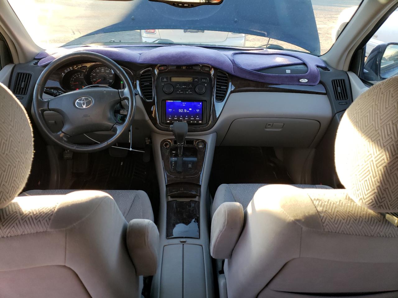 2003 Toyota Highlander - Image 8