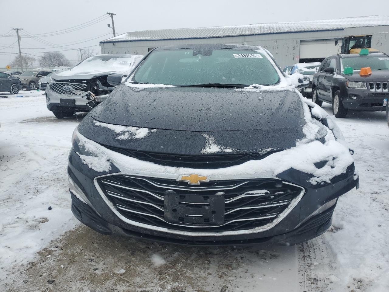 2023 Chevrolet Malibu - Image 5