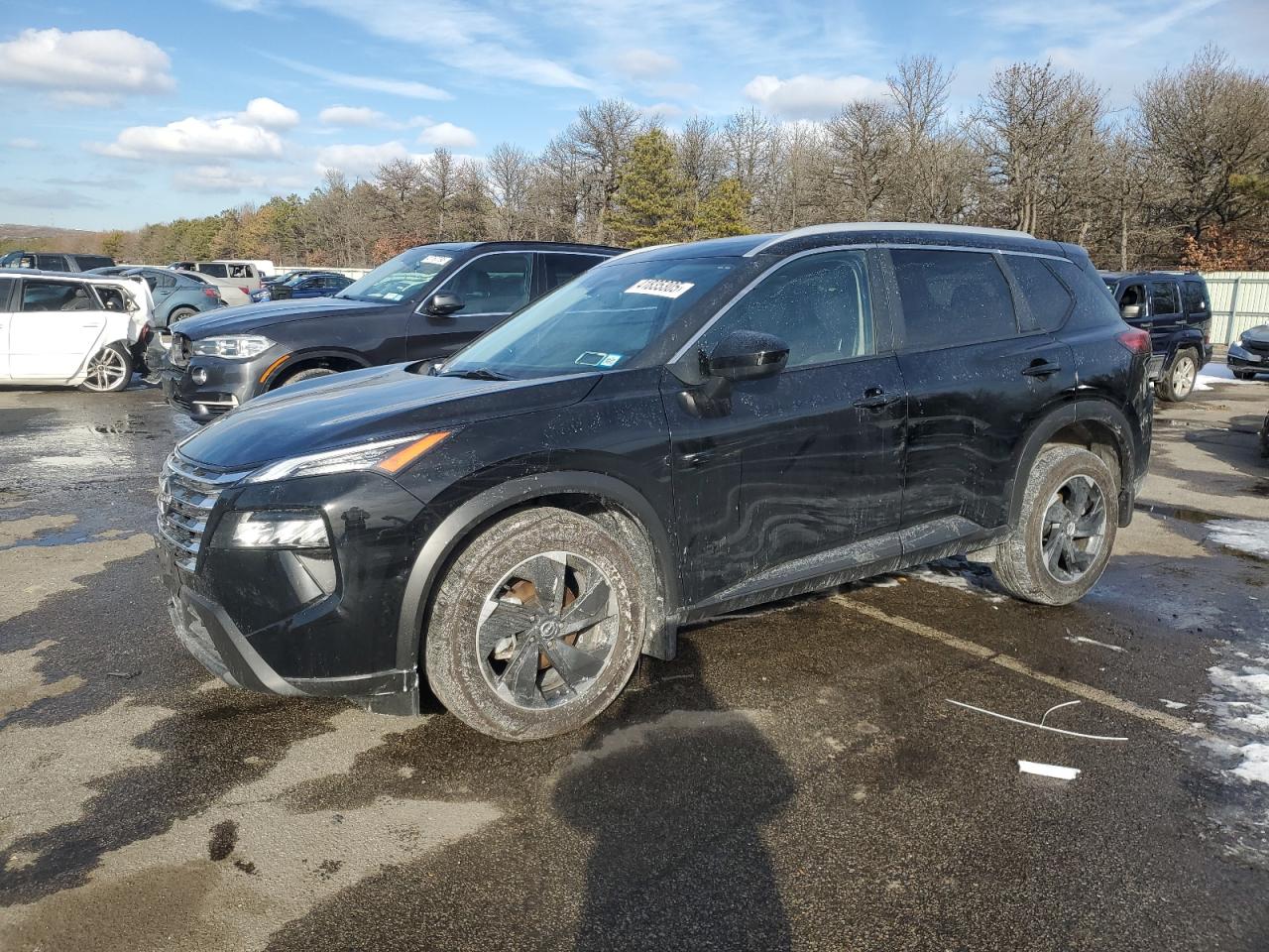 2024 Nissan Rogue - Image 1