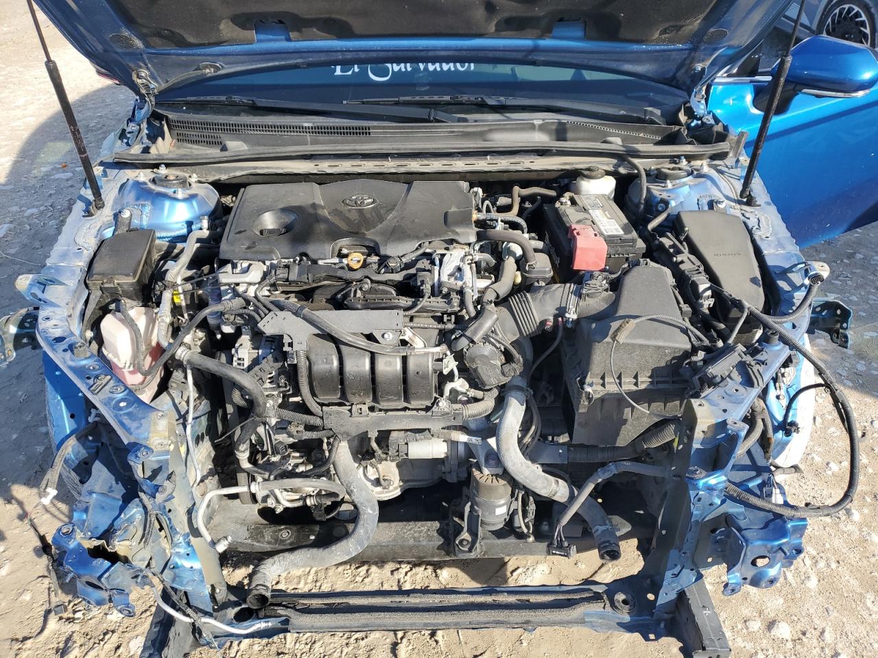 2020 Toyota Camry - Image 11