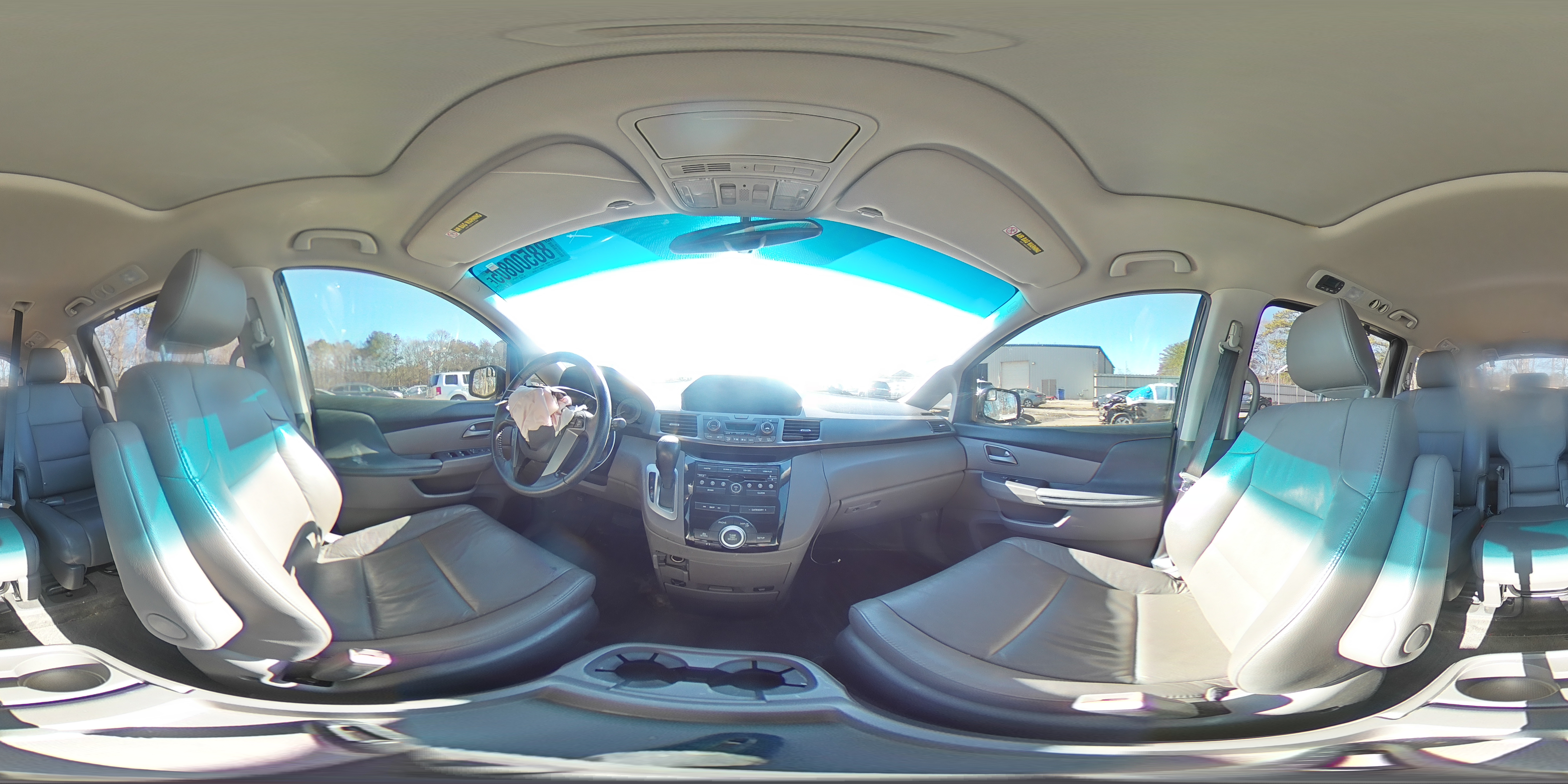 2012 Honda Odyssey - Image 16