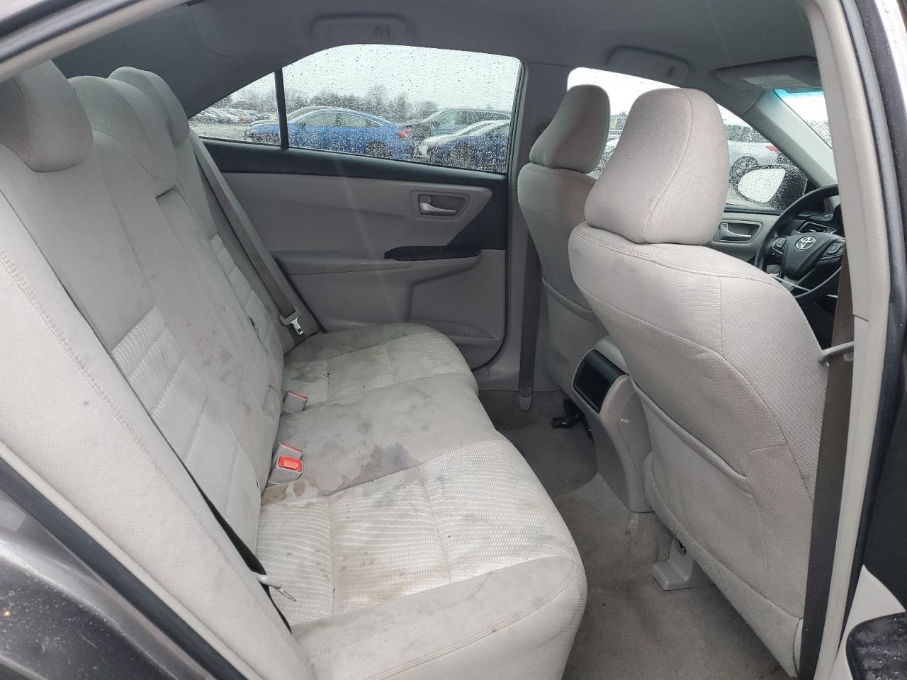 2017 Toyota Camry - Image 10