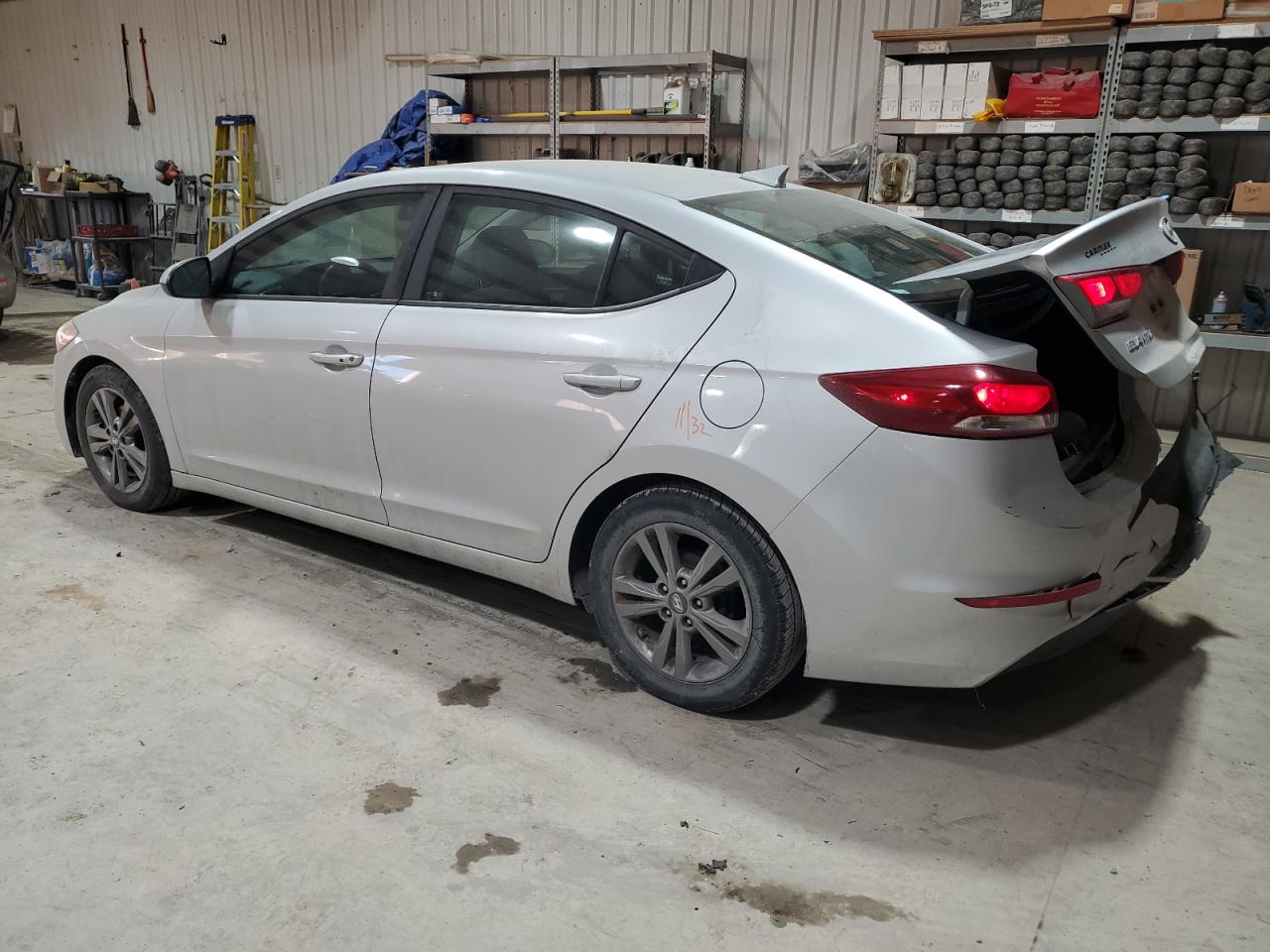 2017 Hyundai Elantra - Image 2