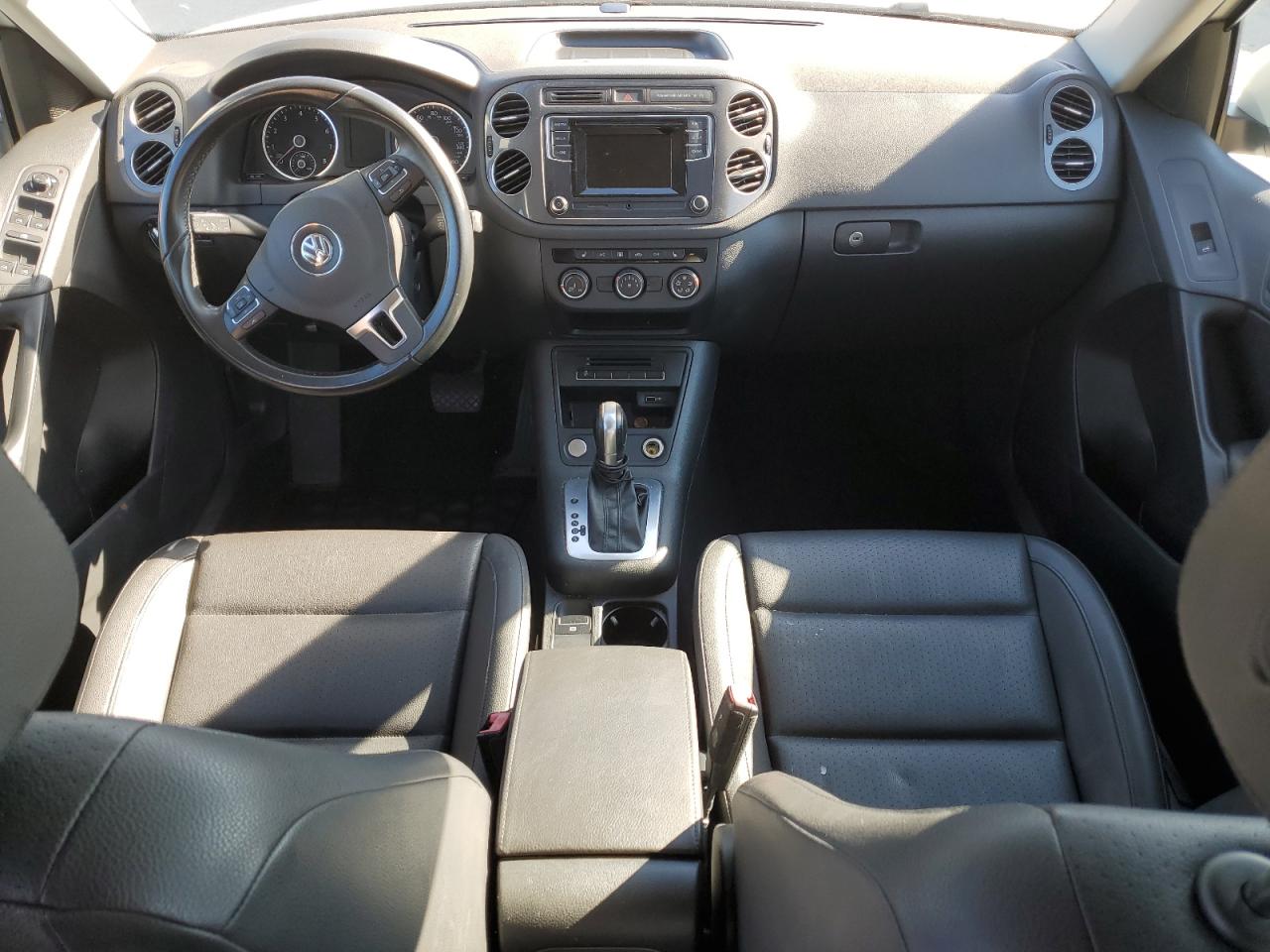 2016 Volkswagen Tiguan - Image 8