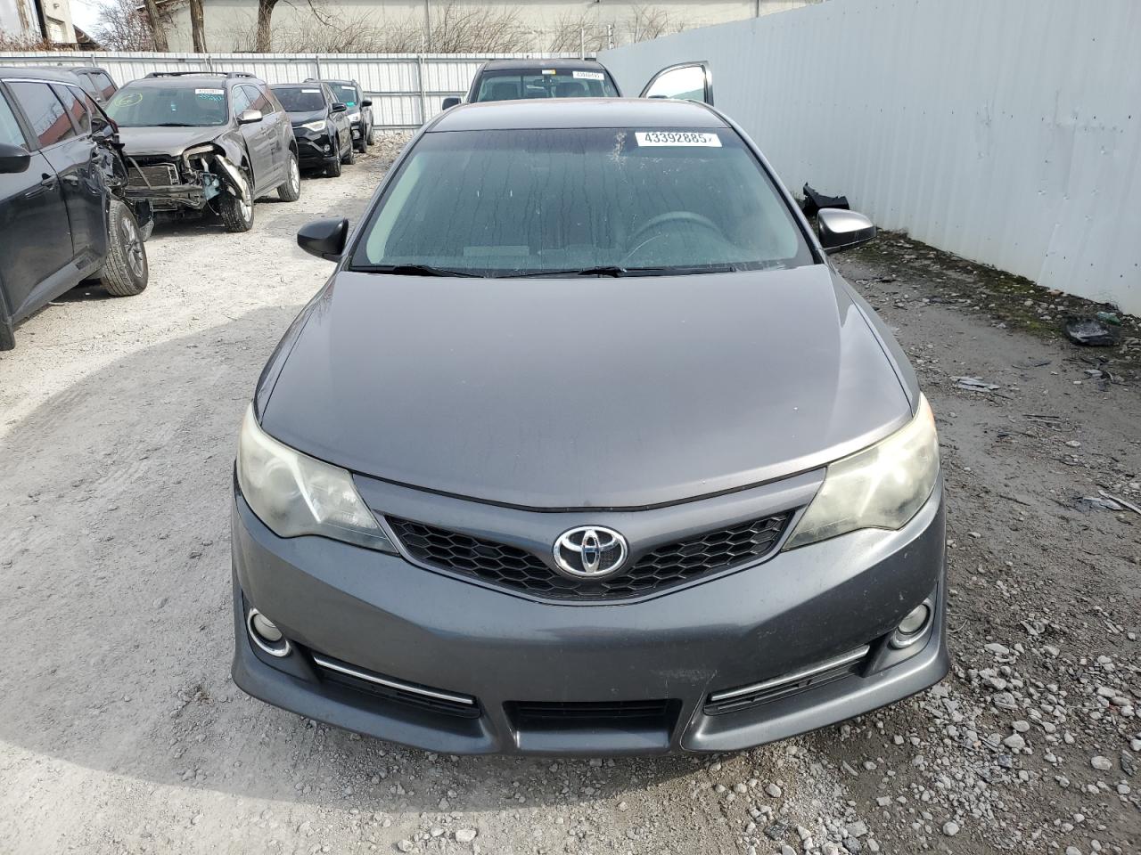 2014 Toyota Camry - Image 5