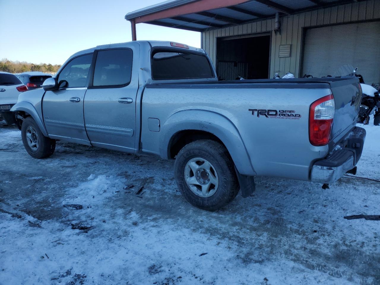 2004 Toyota Tundra - Image 2