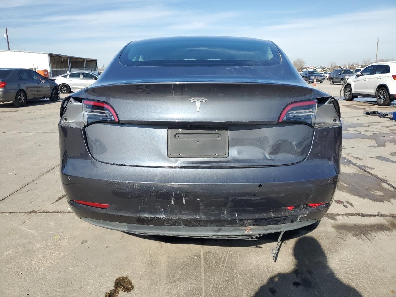 2020 Tesla Model 3 VIN: 5YJ3E1EA8LF611499 Lot: 88255735