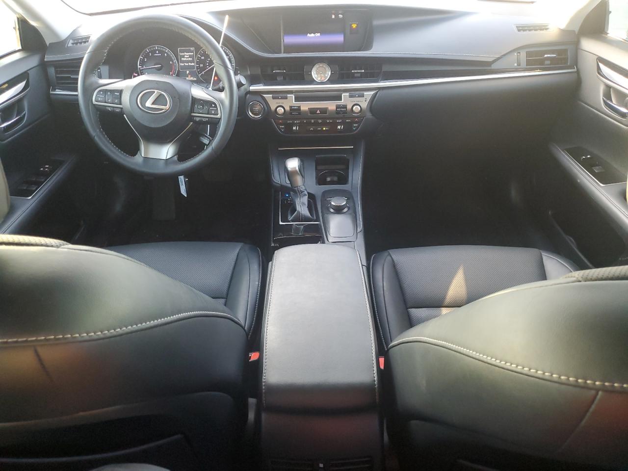 2018 Lexus ES - Image 8