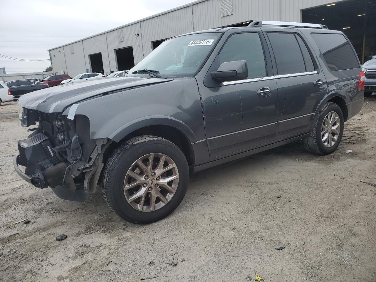 2015 Ford Expedition - Image 1