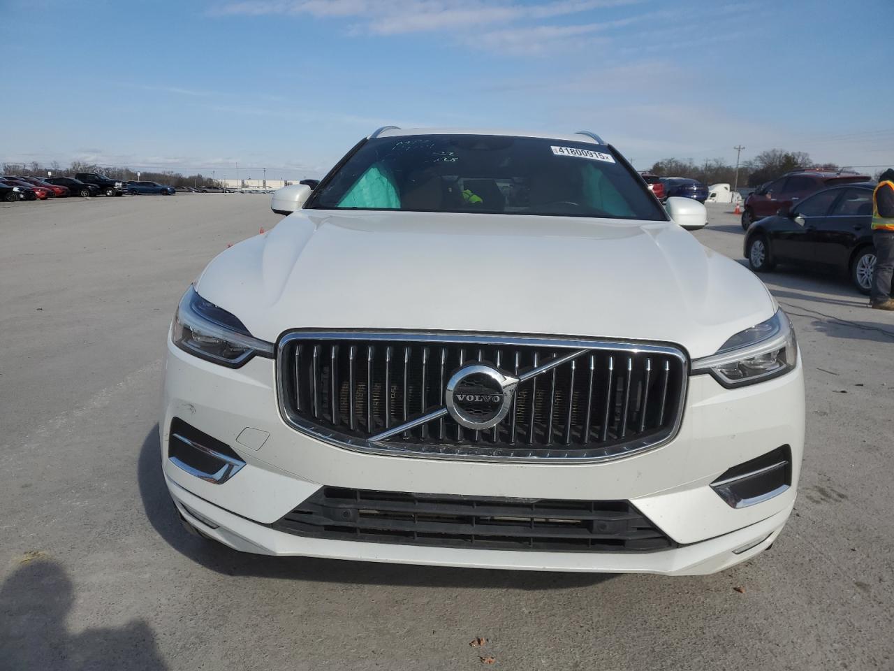 2019 Volvo XC60 - Image 5