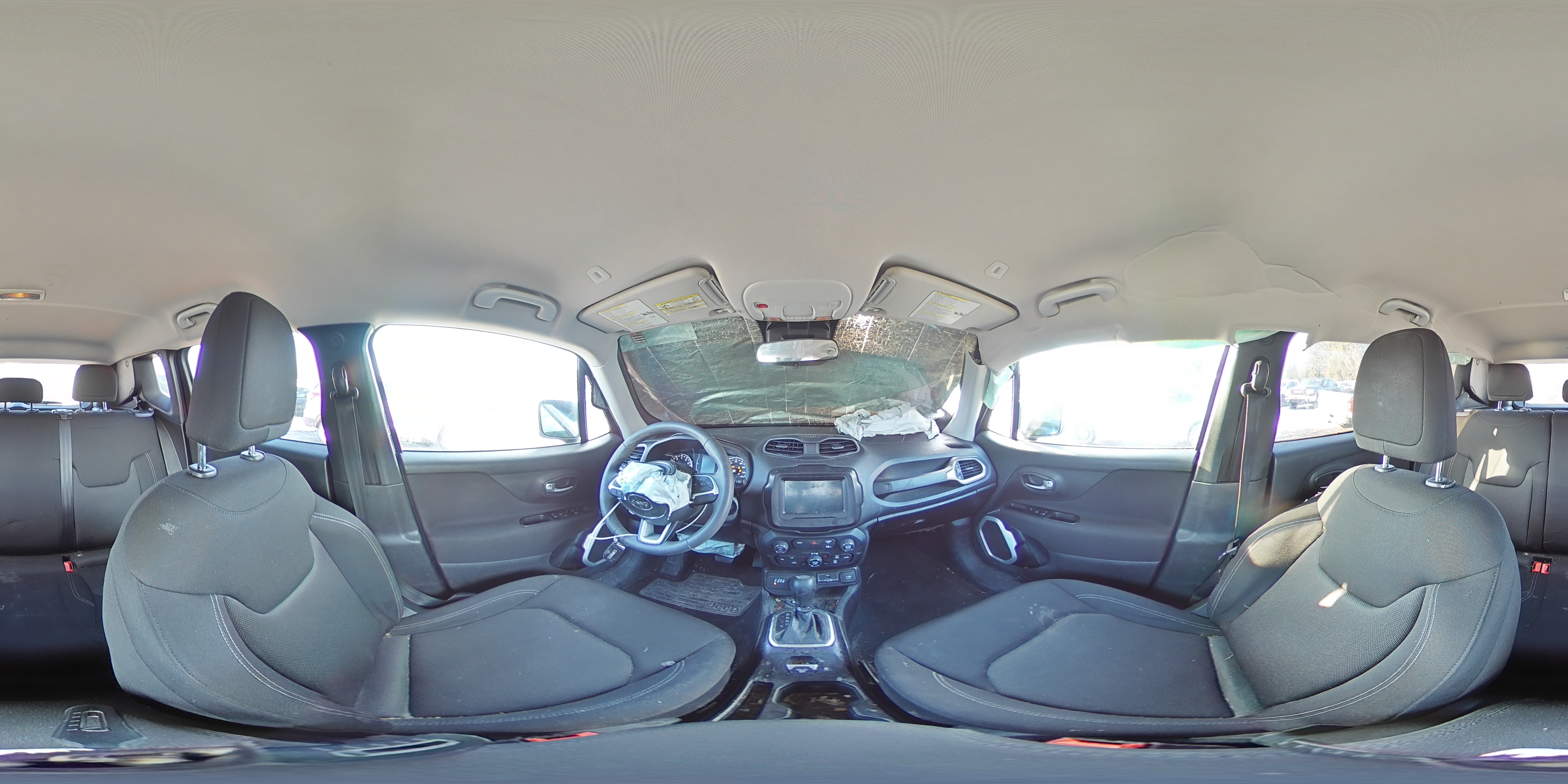 2021 Jeep Renegade - Image 14