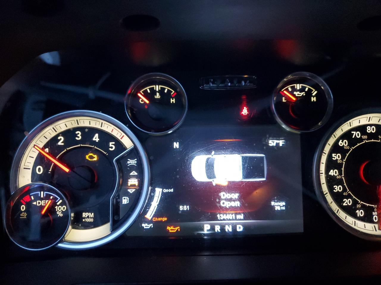 2015 RAM 1500 - Image 9