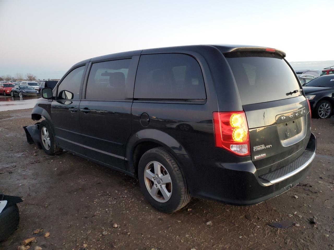 2013 Dodge Caravan - Image 2
