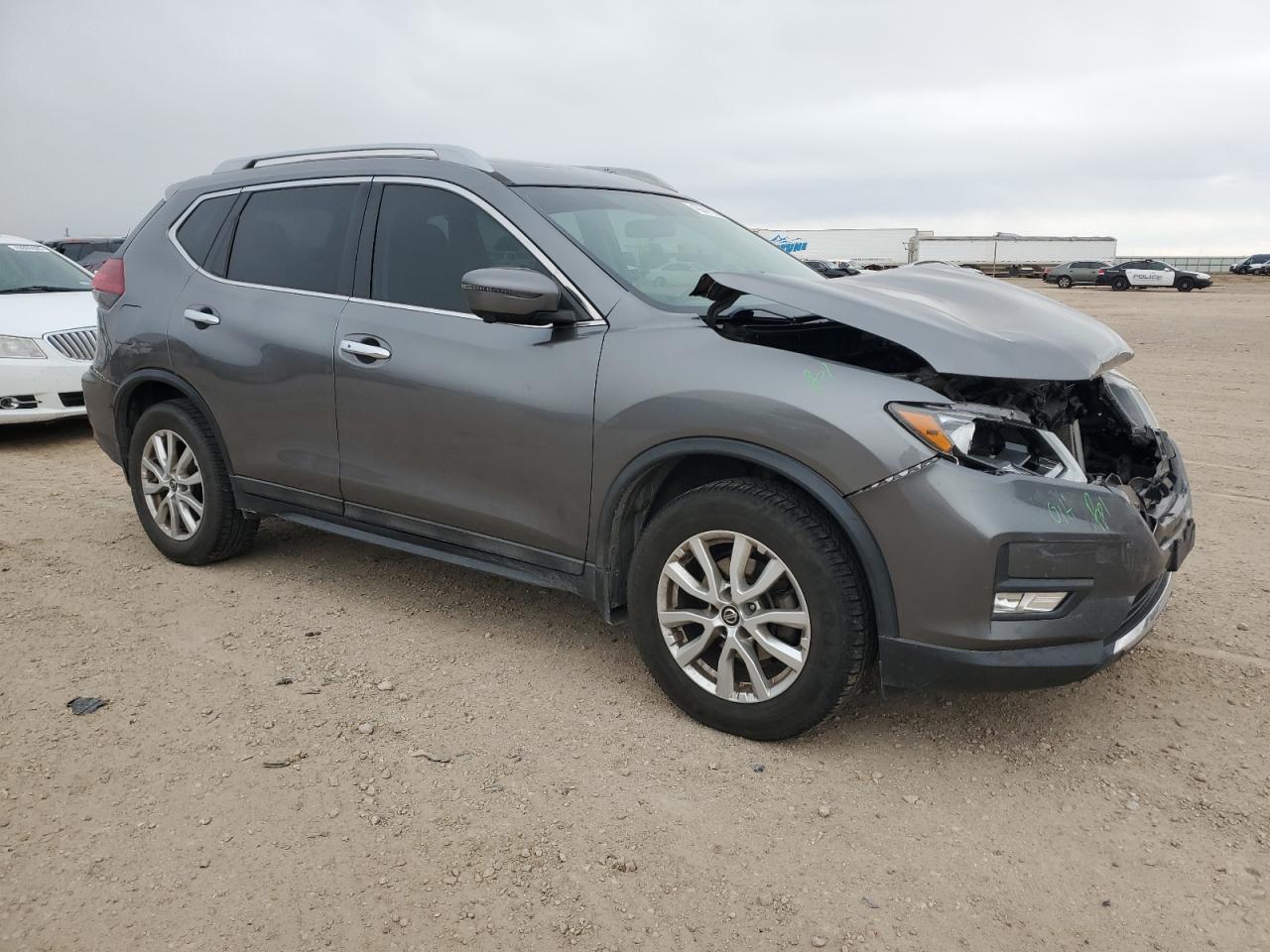2018 Nissan Rogue - Image 4