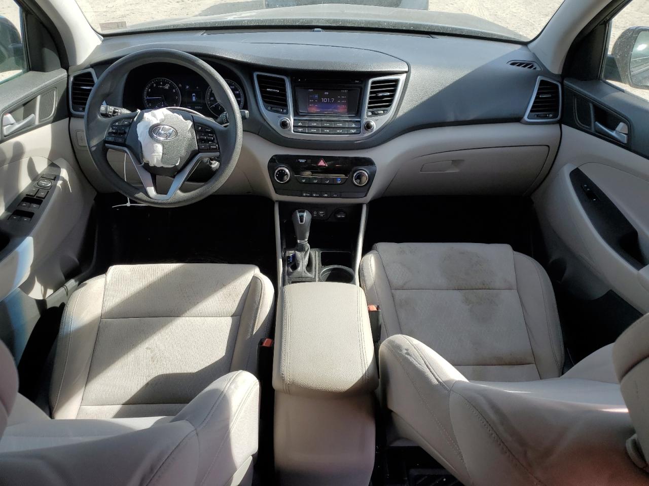 2016 Hyundai Tucson - Image 8