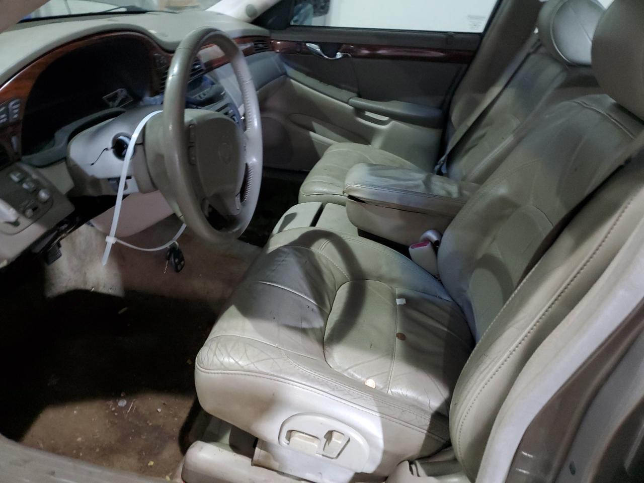 2004 Cadillac De Ville - Image 7