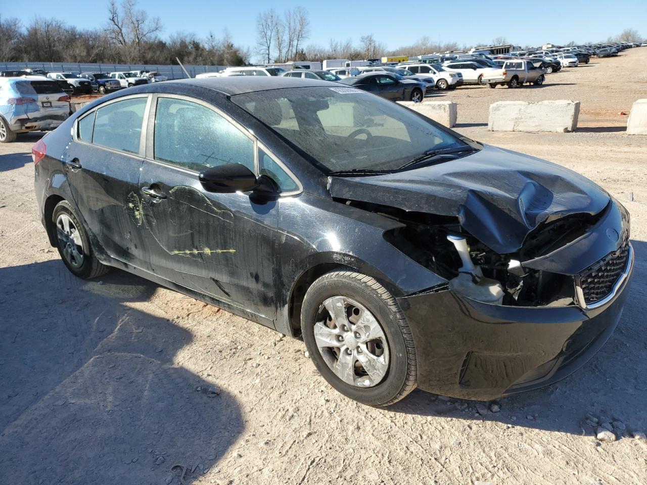 2017 Kia Forte - Image 4