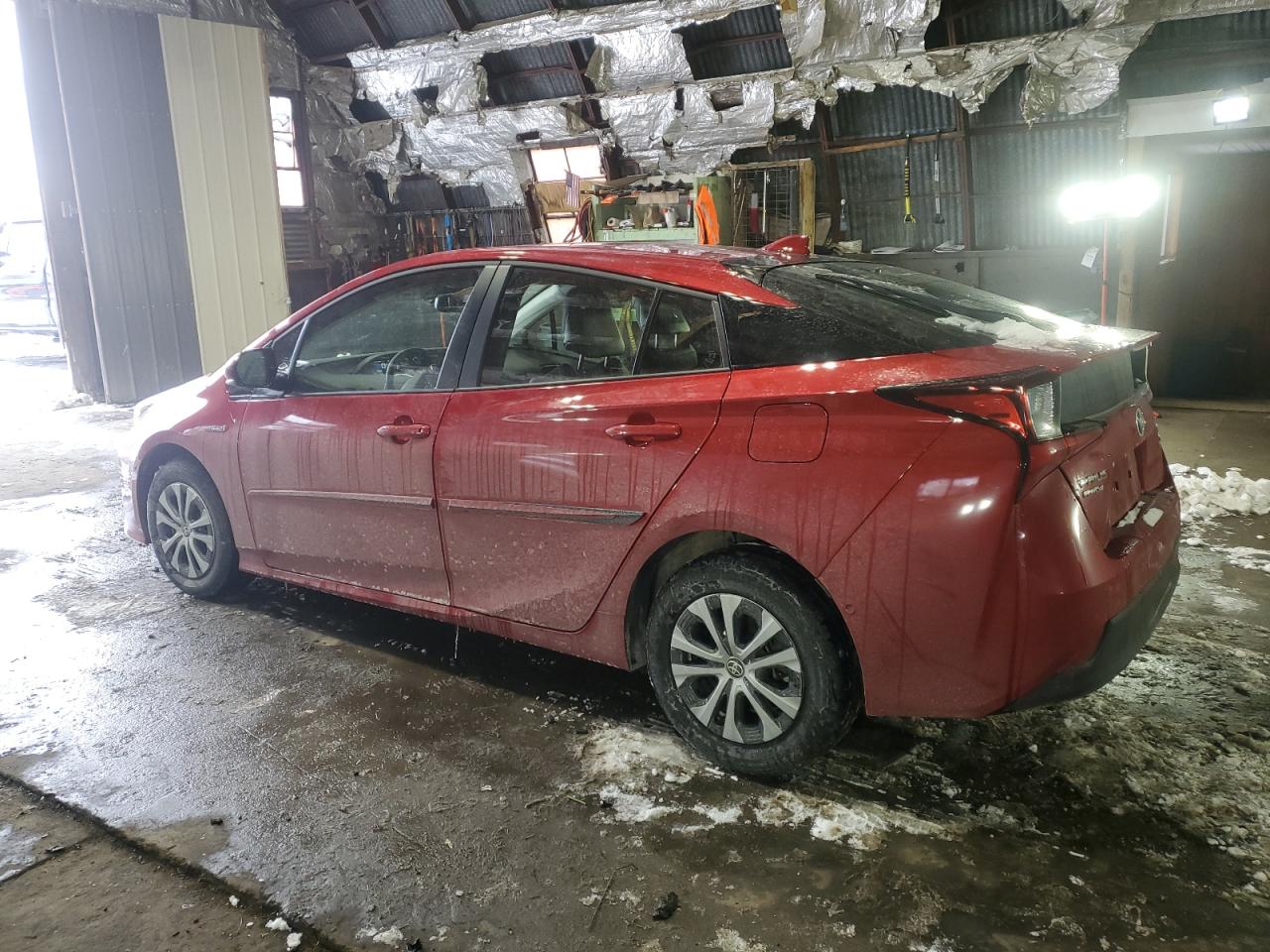2019 Toyota Prius - Image 2