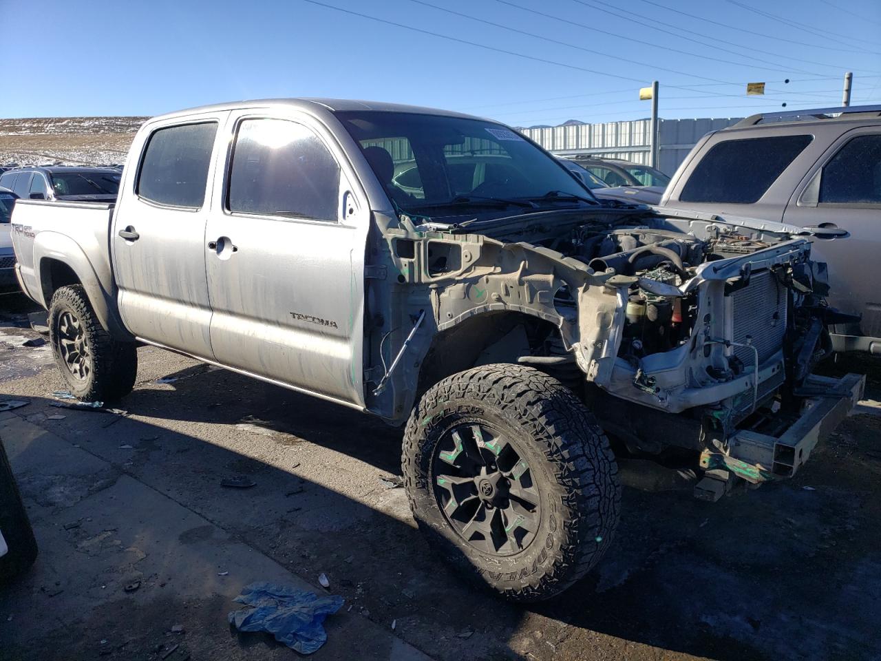 VIN 3TMLU4EN3FM178083 2015 TOYOTA TACOMA no.4