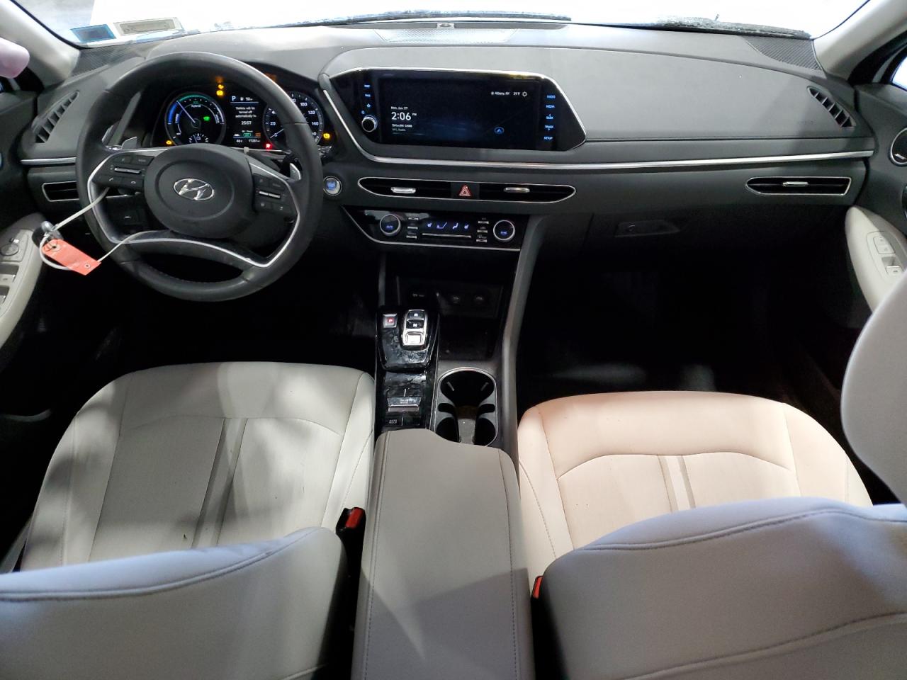 2023 Hyundai Sonata - Image 8