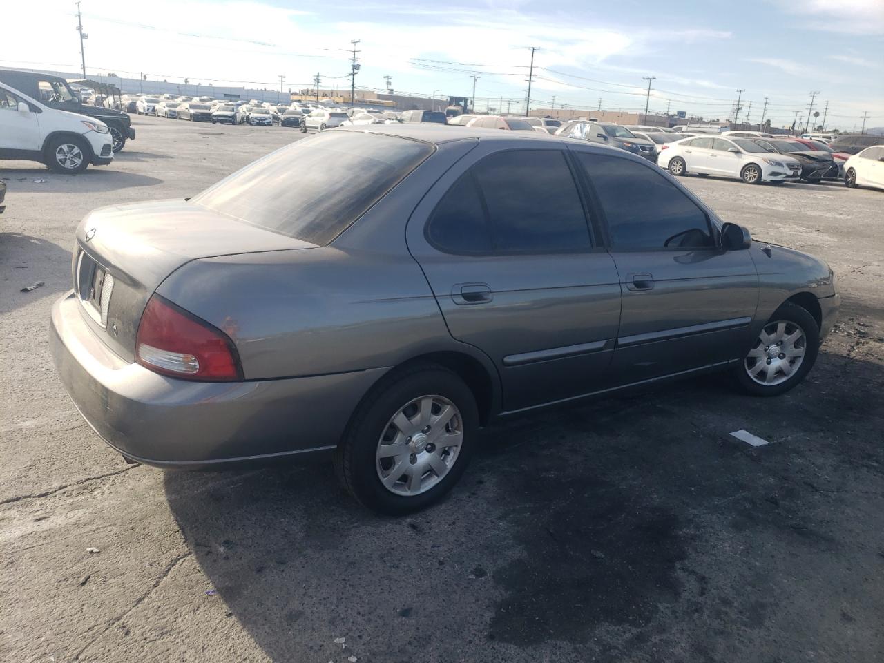 2001 Nissan Sentra - Image 3