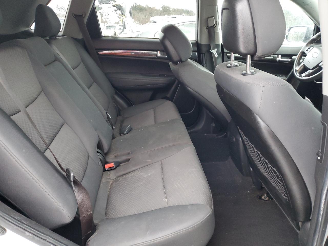 2013 Kia Sorento - Image 11