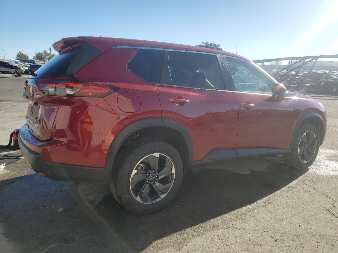 2024 Nissan Rogue - Image 3